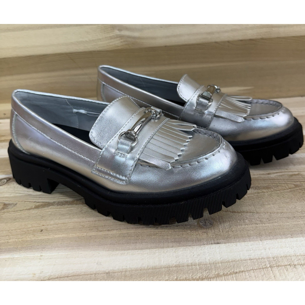 OLD NAVY Women Faux Leather Chunky Heel Silver Loafers Size 6